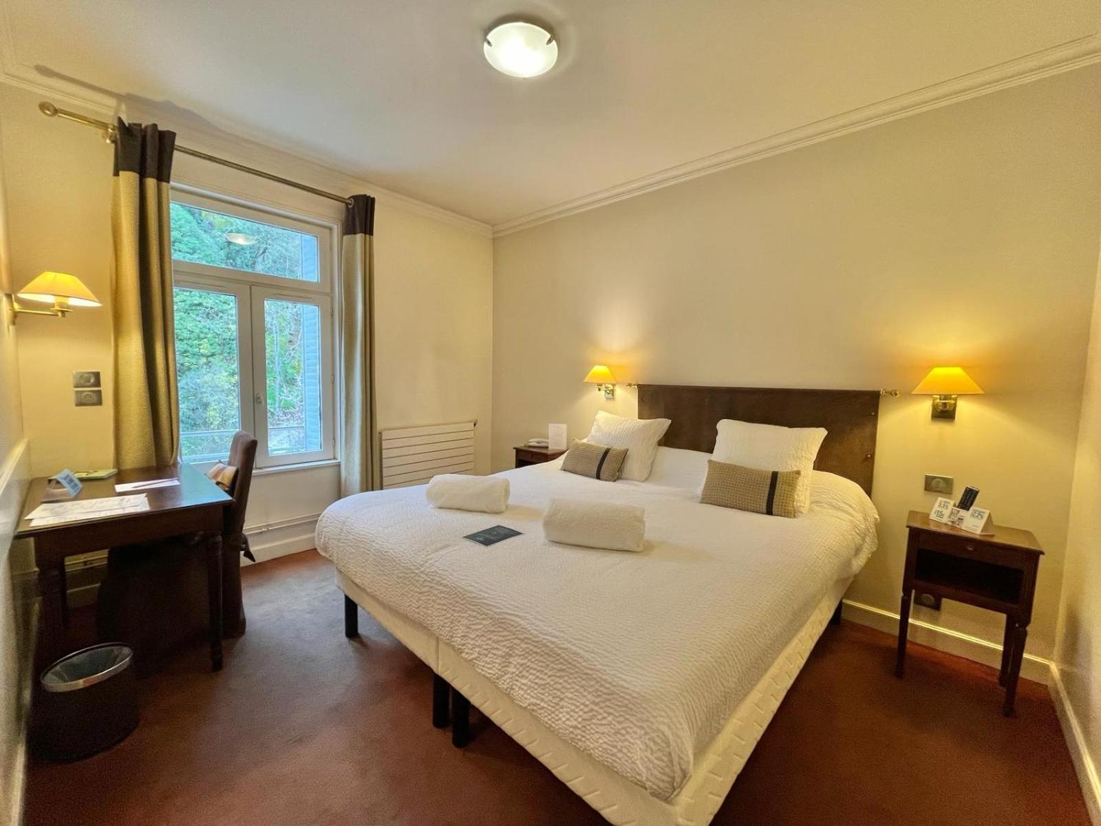 Logis Hotel Le Rivage Gien Exterior photo