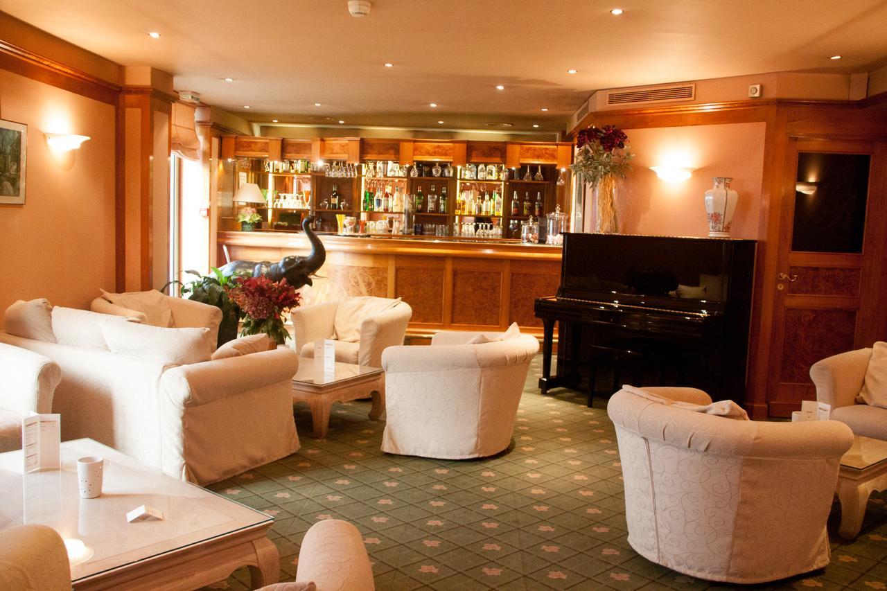 Logis Hotel Le Rivage Gien Exterior photo
